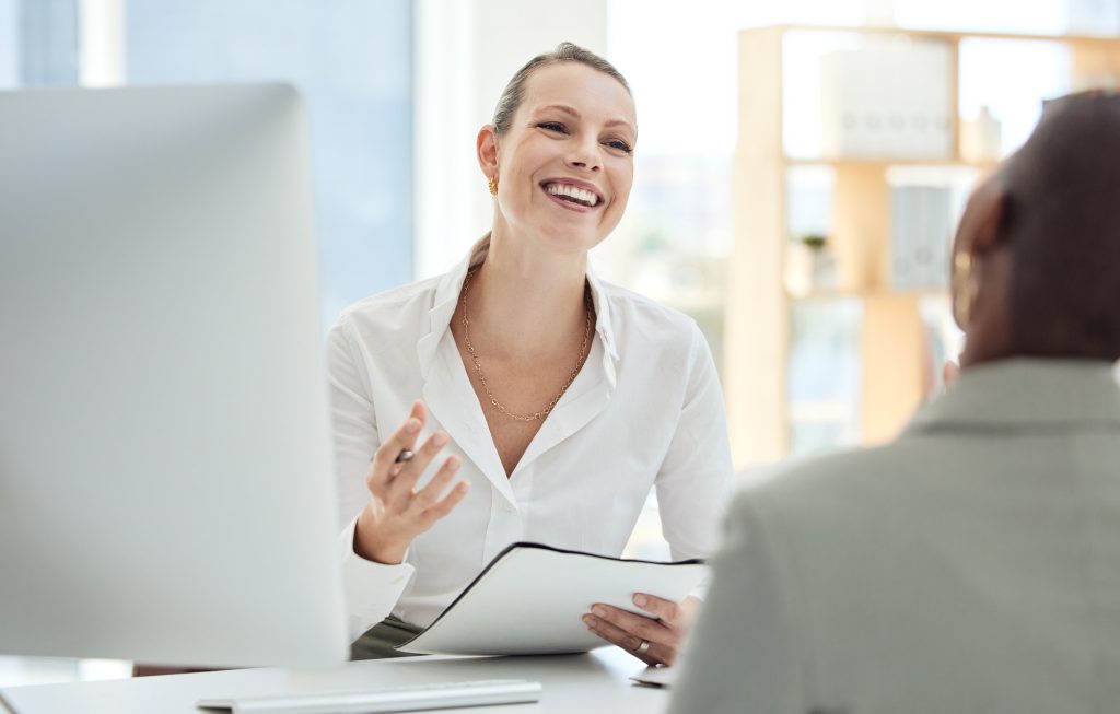 7 Essential Onboarding Programs for New Hires to Boost Retention