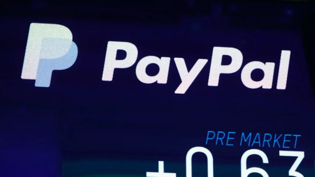 PayPal replaces CEO Alex Chriss with HP’s Enrique Lores