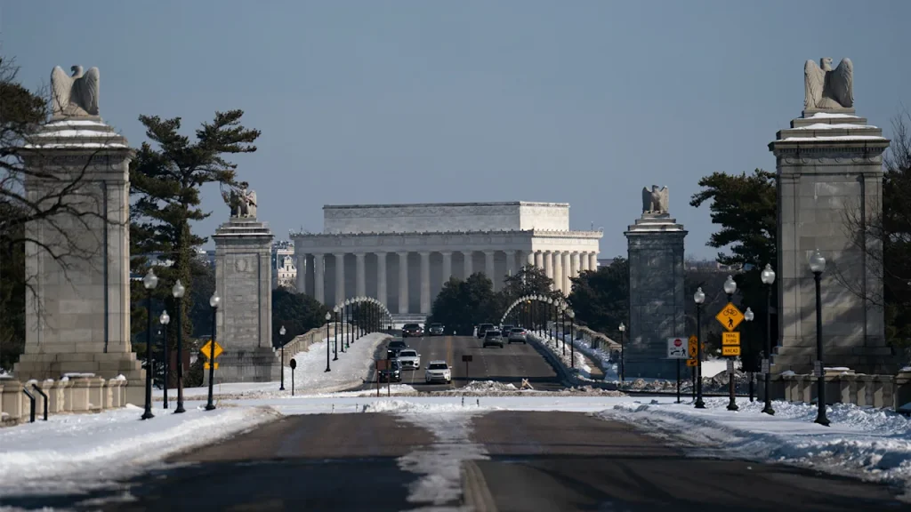 Trump’s D.C. building boom includes a proposed arch, the ‘biggest one of all’
