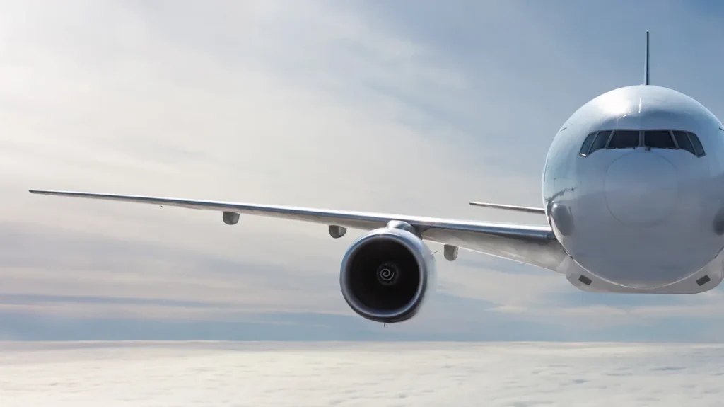 When will airline ticket prices come down? What to expect if Iran war ceasefire holds, Strait of Hormuz remains open