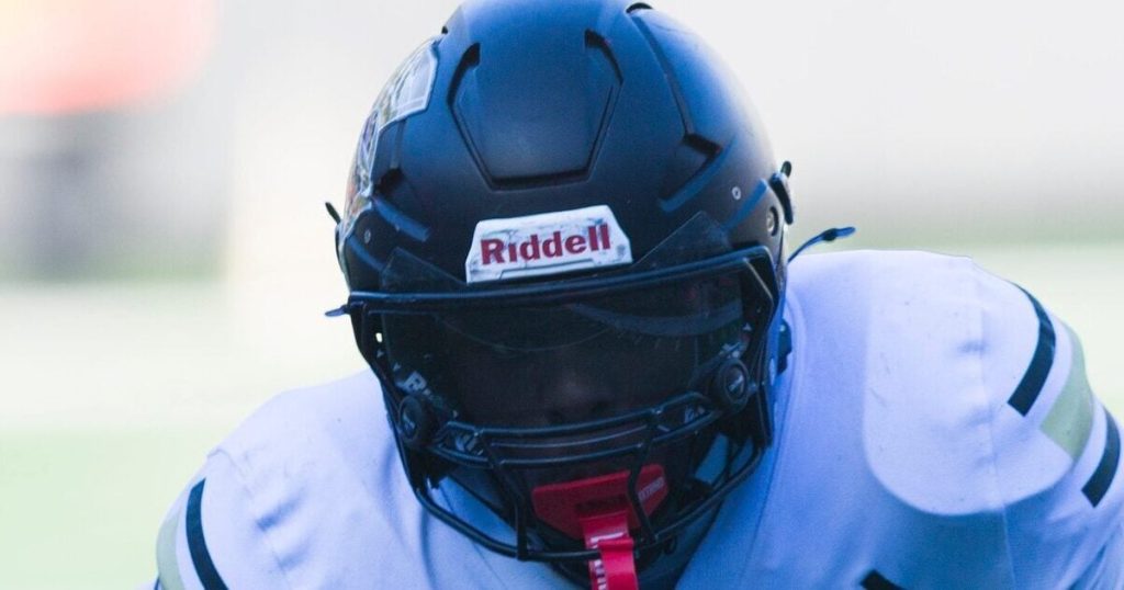 Paramus Catholic Stuns No. 1 La Salle College
