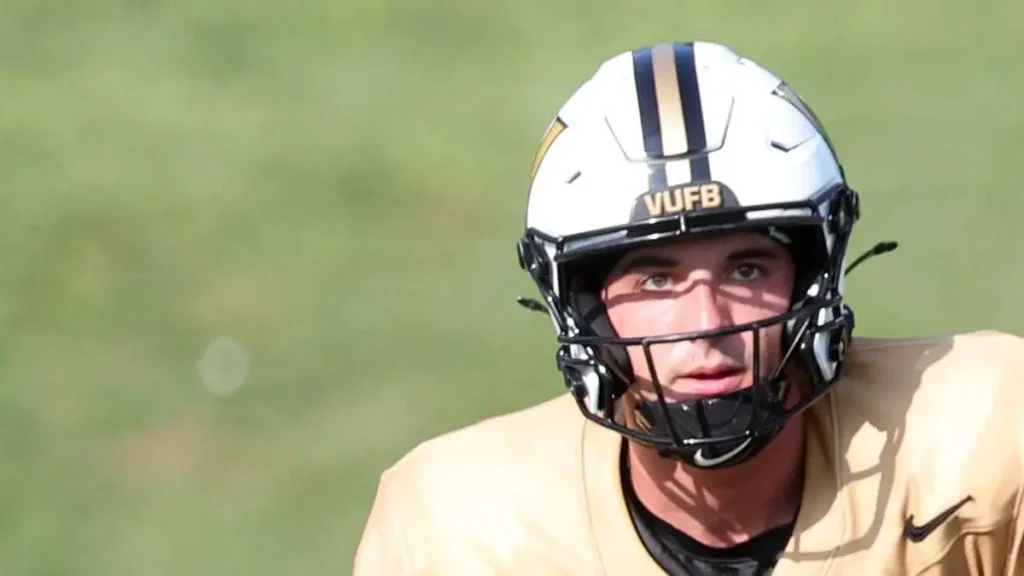 Blaze Berlowitz Named Vanderbilt Starting QB