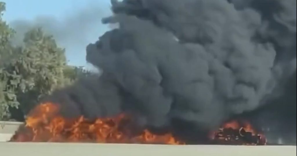 Massive Fireball Erupts on California Highway After Gas Tanker Carrying 8,600 Gallons Crashes and Explodes (VIDEO) * The Gateway Pundit * by Ben Kew