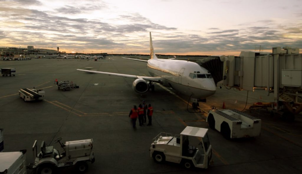 Nearly 1,000 Flights Grounded in Major US Travel Chaos