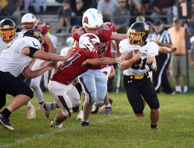 Maplewood and Cambridge Springs Clash in Region 2 Showdown