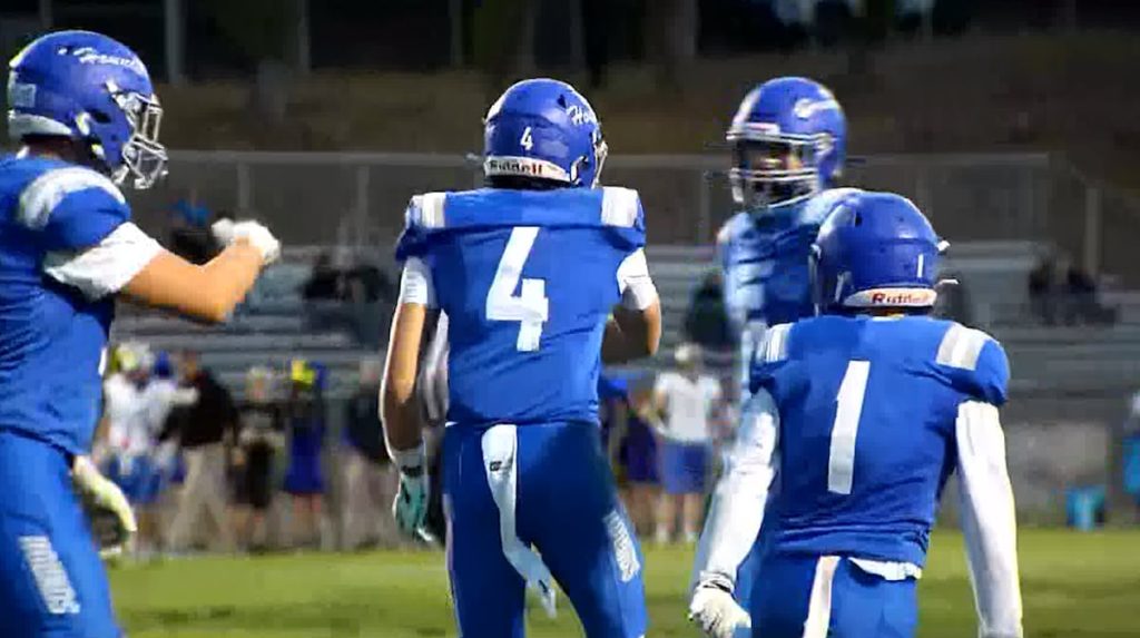 Deer Park Edges Pullman in High School Football Showdown